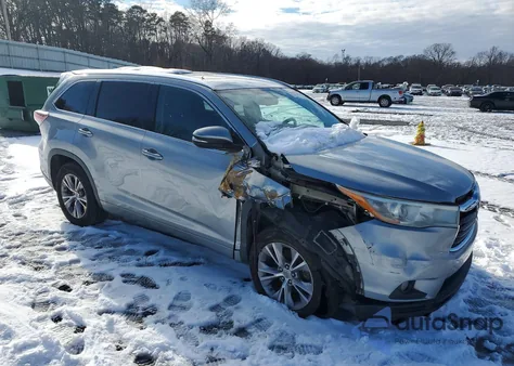 2015 Toyota Highlander Xle из США, поврежденный, VIN 5TDKKRFH6FS115664